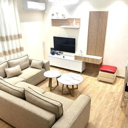 Eri Apartament *